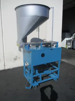 6 Head Liquid piston filler for paint / glue / liquid