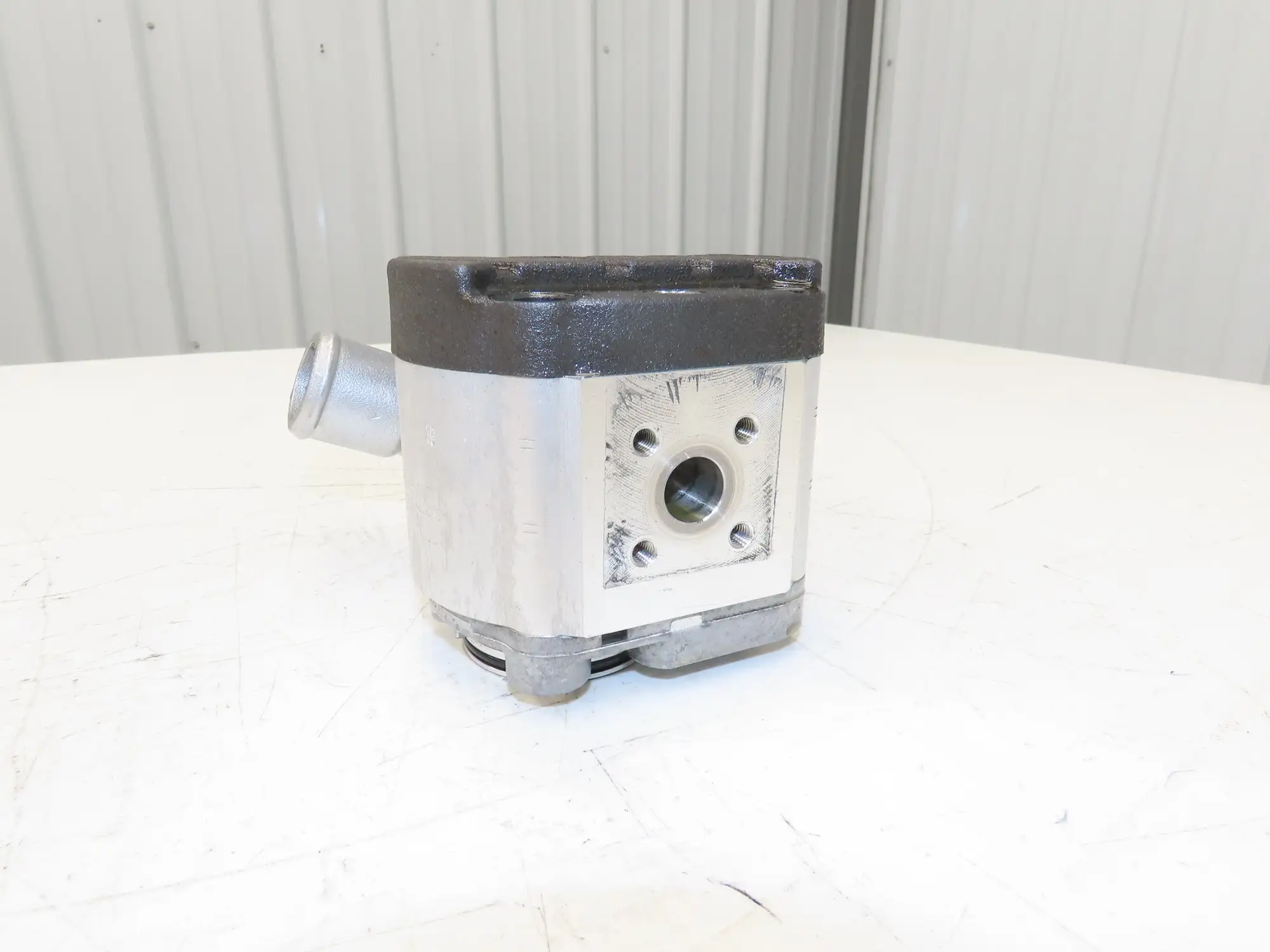 Rexroth 0517 515 003 Forklift Hydraulic Lift Gear Pump Removed From Linde E20C