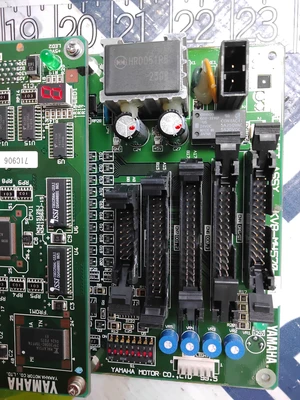 USED YAHAMA KV8-M4570-011