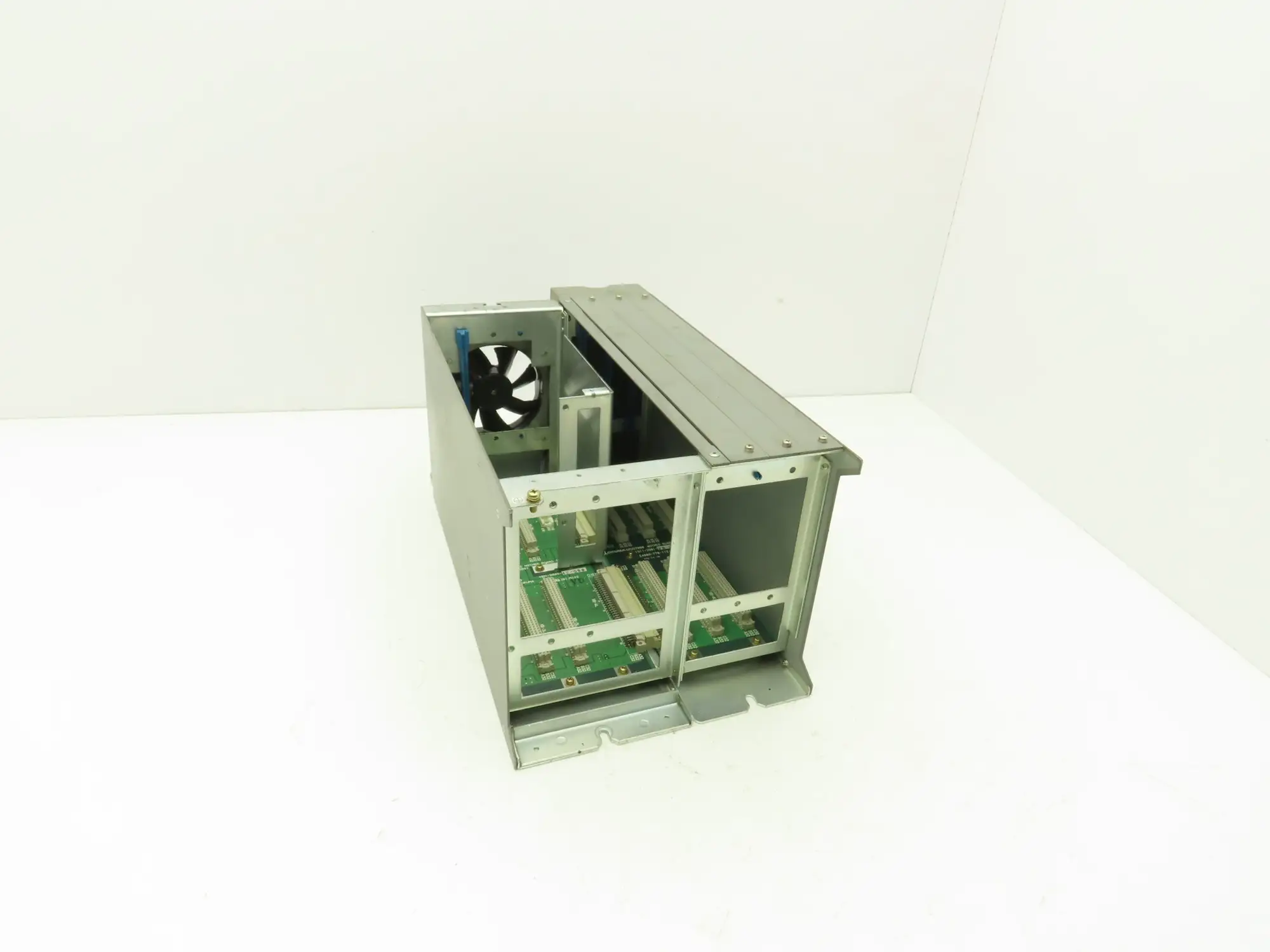Okuma E1971-090-008 OPUS7000 Compact Rack Chassis
