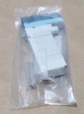 NEW SMC SY5200-5UE1