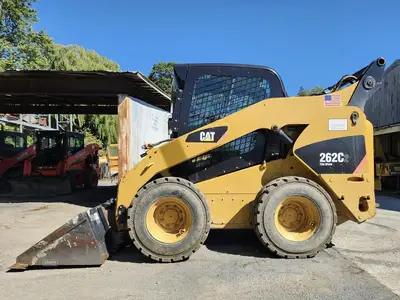 Used 2013 CATERPILLAR 262C2 Skid Steer Loaders New York US | Abele Tractor #1343058