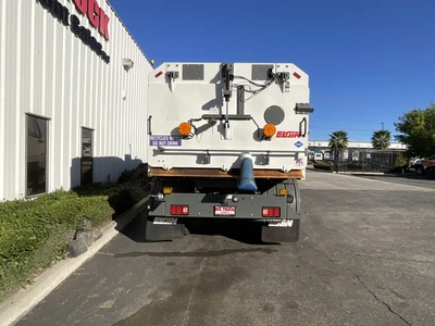 Used 2018 FREIGHTLINER M2 Street Sweeper California US | Big Truck & Equipment #1412237