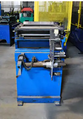 24″ MICHIGAN ROLL FORM 16-Roll Stock Straightener
