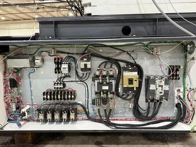 USED 2001 MILACRON MM880-178
