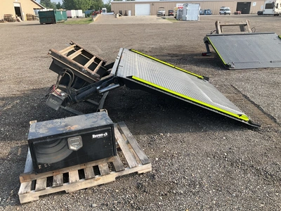 Used _UNKNOWN_ _UNKNOWN_ Dock Levelers Michigan US | Miedema Asset Management Group #1345019