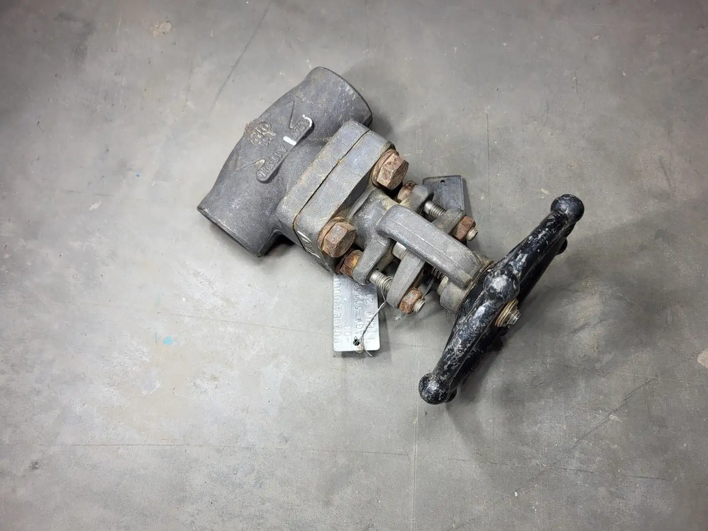 Used OMB 810 Valves/Fittings British Columbia CA | Lenmark #368455