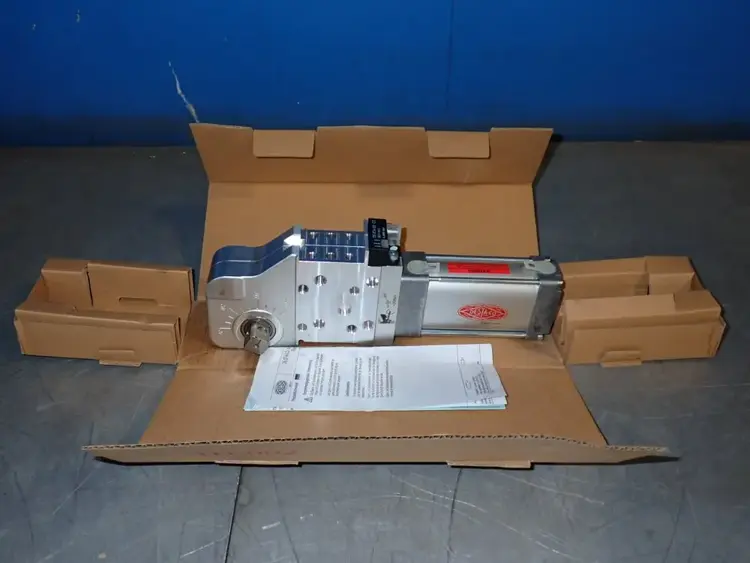 Used DESTACO 82M3E23005NL81 Pumps Ohio US | HGR 24 #1176386
