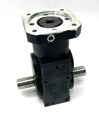 USED VOGEL PRECISION BEVEL HELICAL GEARBOX, ANGULAR I=9,60 SOLID SHAFT 30842