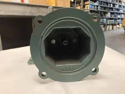 New | in-Stock GROVE GEAR VLM213-6 Speed Reducers | Surplus Asset Holdings #1204296