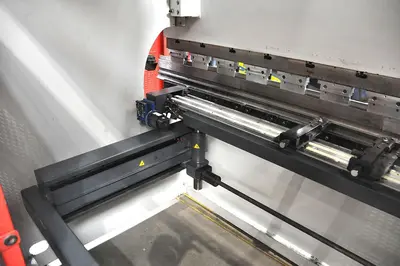 USED BAYKAL APHS 200 TON X 3100 MM CNC