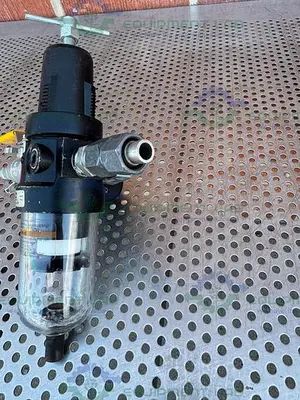 USED PARKER 06E21A13AA PNEUMATIC FILTER REGULATOR W/ GAUGE 0-160PSI, VALVE
