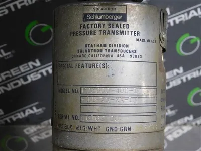 Solartron Schlumberger PD3000-400-12-11-XX-XX-13 Pressure Transmitter 30VDC Used