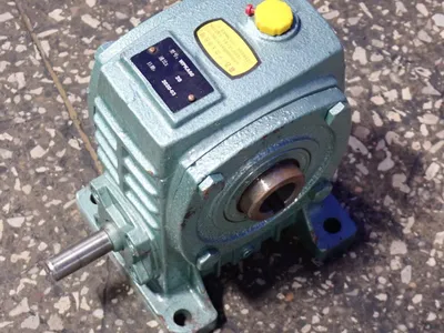 Worm Gear Speed Reducer - Wpka60