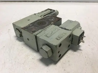 USED YUKEN DSG-01-2B2-D24-N1-50326