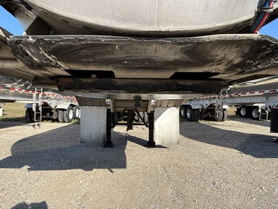 Used 2017 WALKER MILK TANKER TRAILER Tanker Trailers Michigan US | Miedema Asset Management Group #1709424