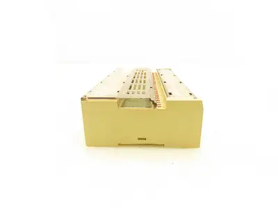 Samwon R32T-PS5A-40P 32 Channel I/O Relay Terminal Unit 24VDC 7.5mA 250VAC 5A