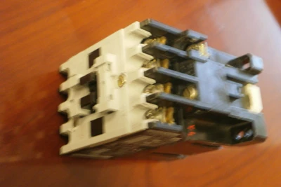 USED Allen-Bradley 100-A12ND3