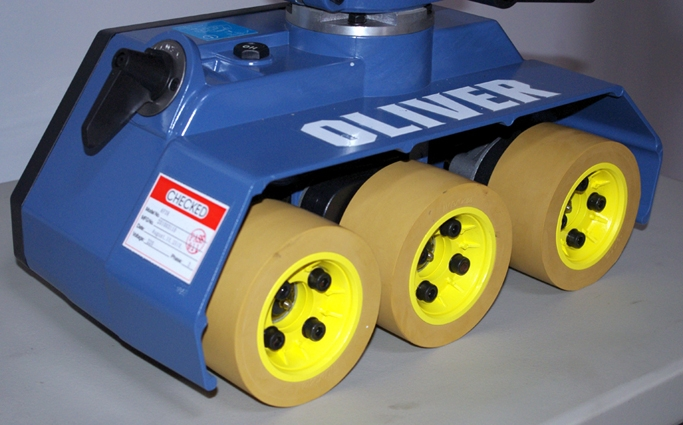 NEW OLIVER APF0038
