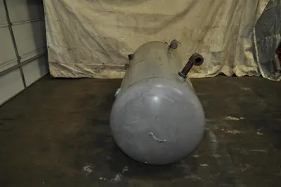 350 GALLON AIR RECIEVER TANK137 PSI