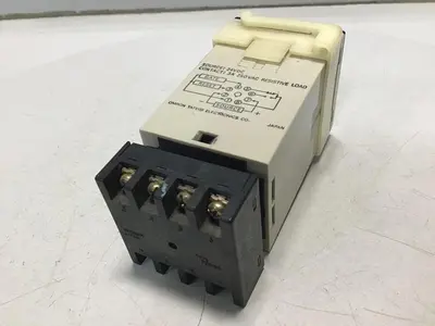 USED OMRON H5CN