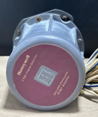 USED Honeywell C7061