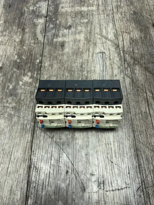 SCHNEIDER LRD06 Electrical/PLC/Automation | ESS Industrial Equipment Sales (5)