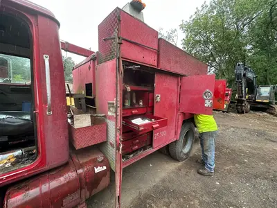 Used 2001 INTERNATIONAL 4700 SERVICE TRUCK Service & Utility Trucks New Jersey US | Proxy Equipment #1385219