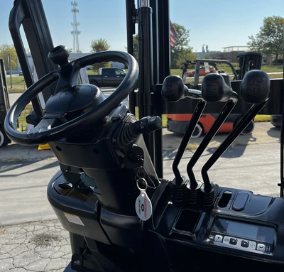 USED 2019 TOYOTA 8FBCU25