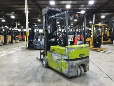 USED 2020 CLARK TMX25