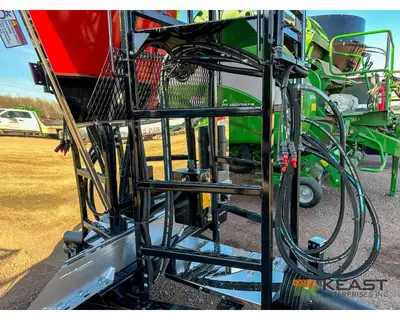 Used CLOVERDALE _UNKNOWN_ Feeder Wagons Iowa US | Keast Enterprises #1360089