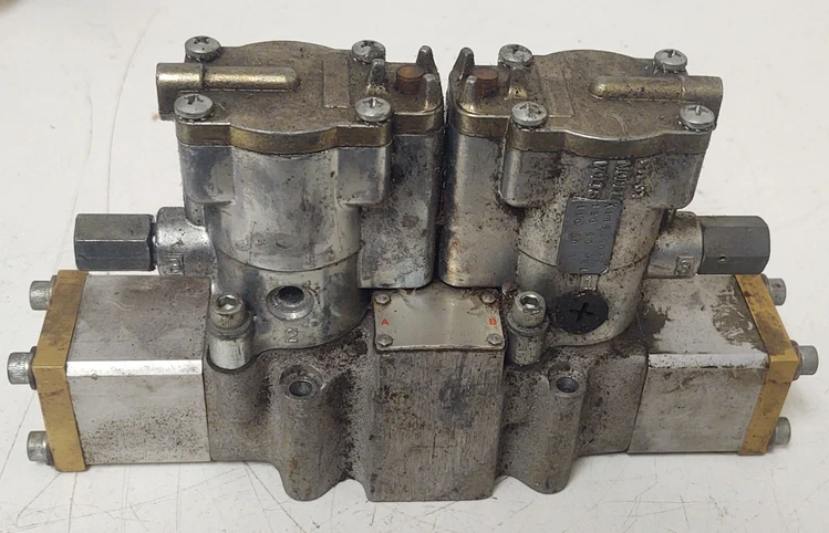 Used Bellows K185-9025 Solenoid Valves Kentucky US | Edwards Industrial Repair #974415