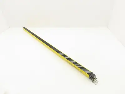 Schmersal Safety Light Curtain Receiver Has Some Scratches End Cap Is Broken