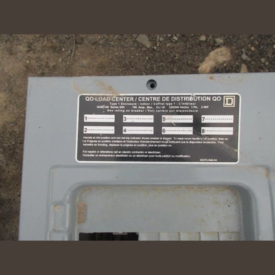 USED SQUARE D Q08L100