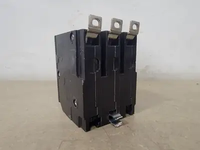Used SQUARE D QO120 Switchgears British Columbia CA | Lenmark #367156