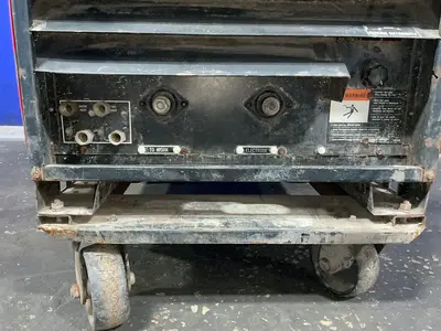 Used LINCOLN ELECTRIC IDEALARC TIG 300/300 AC/DC Welding Machinery (Other) Ohio US | HGR 24 #1404390