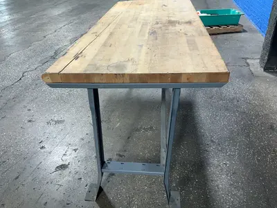 Used QLTY _UNKNOWN_ Work Benches Ohio US | HGR 24 #1316164