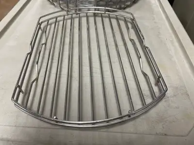 Used Winston Used Winston PS2837-1 Fryer Quarter Rack Stainless Wire Frying Rack Food, Restaurant, & Bakery Parts & Accessories Illinois US | Falcon Restaurant Supply #1375619