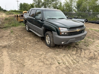 Used 2002 CHEVROLET AVALANCHE Z71 Pickup Trucks Michigan US | Miedema Asset Management Group #1372343