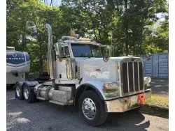 Used 2015 PETERBILT 389 Conventional trucks Pennsylvania US | Iron Exchange Equipment Solutions #1353715