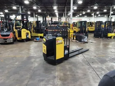 Used 2022 HYSTER BE080ZHD Pallet Jacks | Russell Equipment #723633