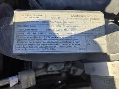 USED 2022 PETERBILT 567