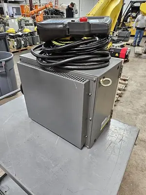 USED 2007 FANUC LR MATE 200IC