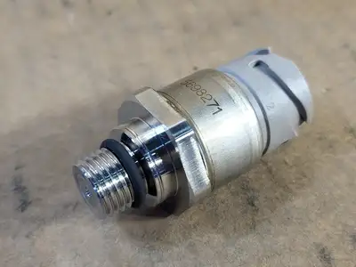 NEW CUMMINS 5698271