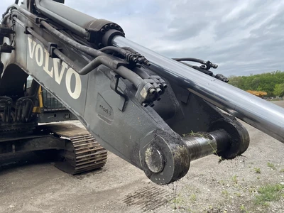 Used 2006 VOLVO EC330B LC Excavators Michigan US | Miedema Asset Management Group #1404052