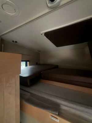 Used 2021 INTERNATIONAL SHOWHAULER CUSTOM 4X4 Campers, Caravans, Motorhomes Michigan US | Miedema Asset Management Group #1580270