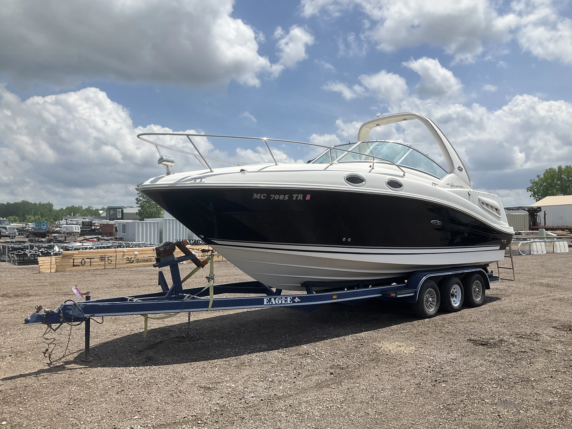 USED 2007 SEA RAY 260 SUNDANCER