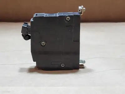 USED SQUARE D QOB115