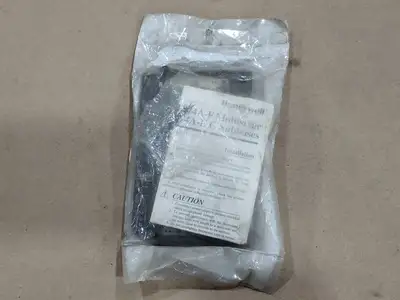 NEW HONEYWELL Q674A-1019