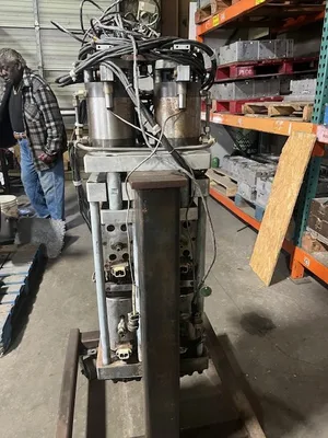 Used _UNKNOWN_ _UNKNOWN_ Dies - Profile - Pipe - Cross Head - Strand Louisiana US | International Packaging Company #1260086